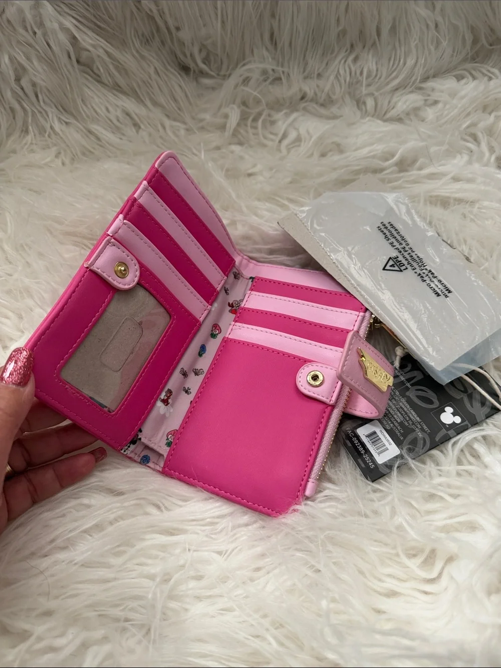 NIB Disney Loungefly Pink Cheshire Cat Zip Wallet with Gold-Tone Accent